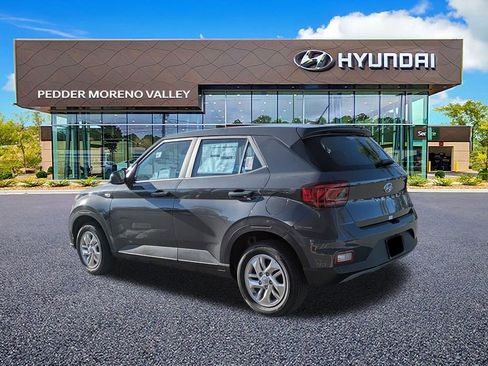 New 2026 Hyundai Venue SE image 4
