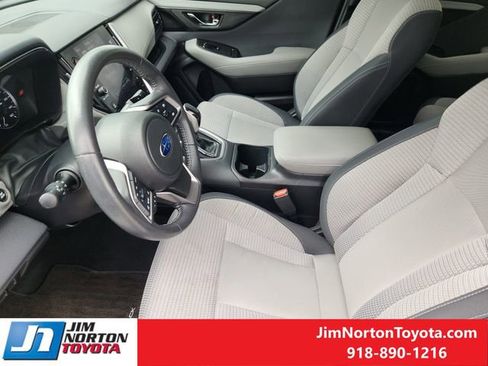 Used 2024 Subaru Outback Premium AWD/4WD image 14