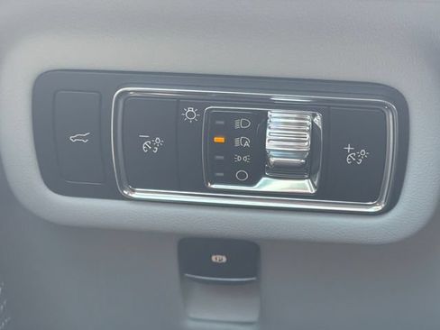 New 2026 Lincoln Nautilus Reserve AWD/4WD image 32