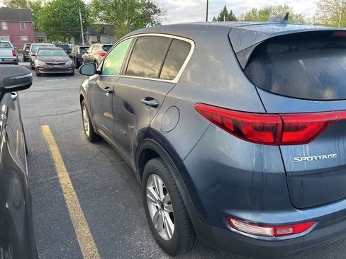 Used 2018 Kia Sportage LX AWD/4WD image 9