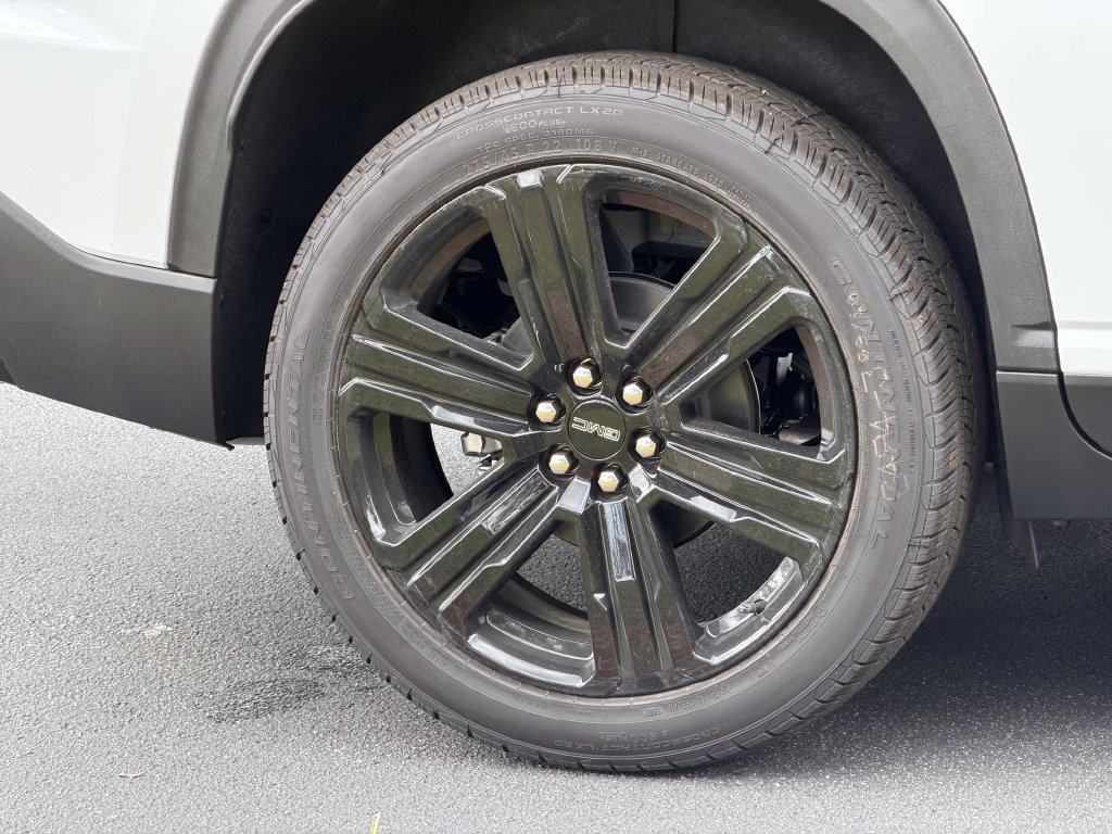 New 2027 GMC Acadia Elevation w/ Black Edition FWD image 9