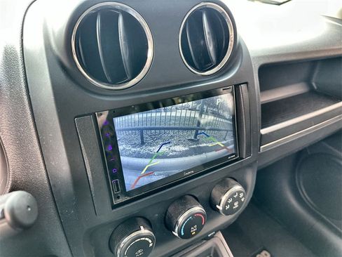 Used 2016 Jeep Patriot Sport w/ Power Value Group image 29