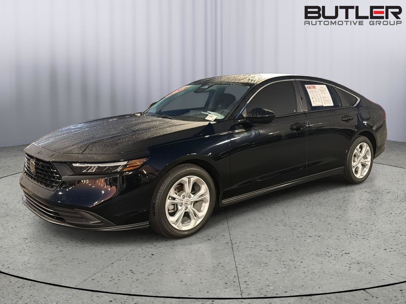 Used 2025 Honda Accord LX image 1