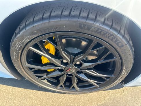 Used 2024 Chevrolet Corvette Stingray Coupe w/ 1LT RWD image 8