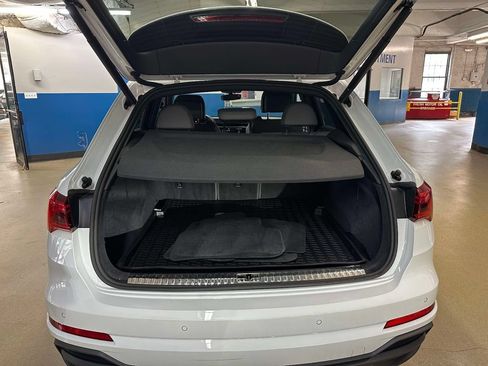 Used 2023 Audi Q3 2.0T Premium Plus w/ Premium Plus Package AWD/4WD image 25