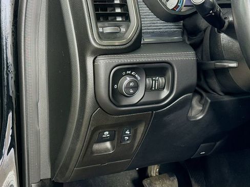 Used 2021 RAM 1500 Limited image 10