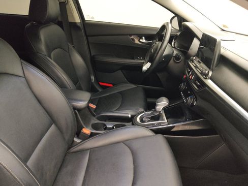 Used 2021 Kia Forte EX FWD image 21