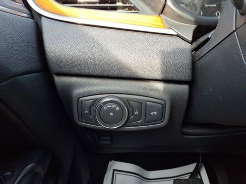 Used 2017 Lincoln MKC Reserve w/ Lincoln MKC Climate Package image 15