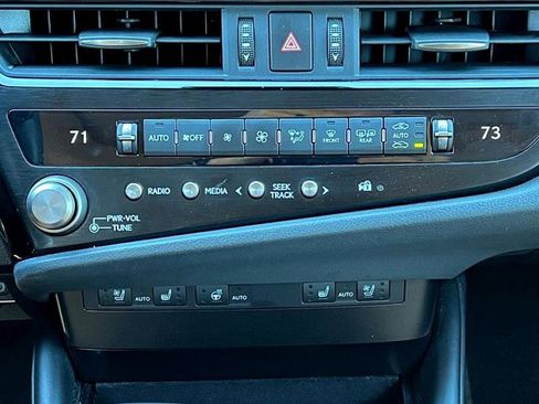 Used 2024 Lexus ES 350 Premium image 35