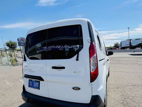 Used 2016 Ford Transit Connect XLT FWD image 5