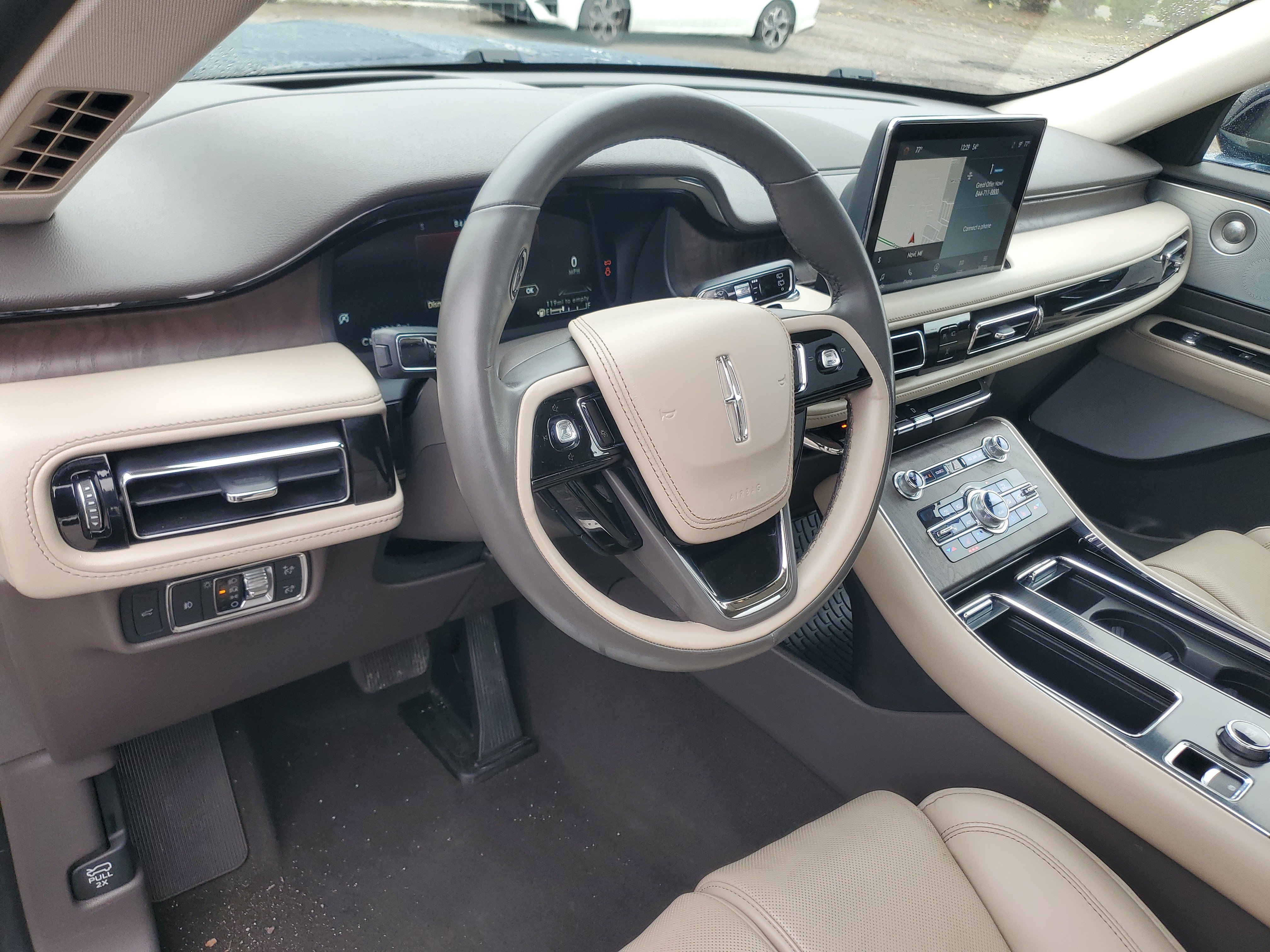 Certified 2020 Lincoln Aviator Reserve w/ Equipment Group 202A AWD/4WD image 12