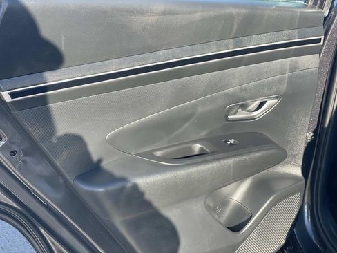 Certified 2024 Hyundai Tucson SE FWD image 17