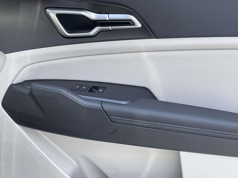 New 2026 Kia Sportage EX w/ EX Panorama Roof Package image 12