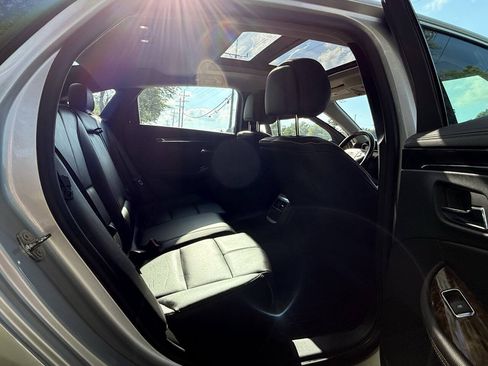 Used 2014 Chevrolet Impala LTZ FWD image 24
