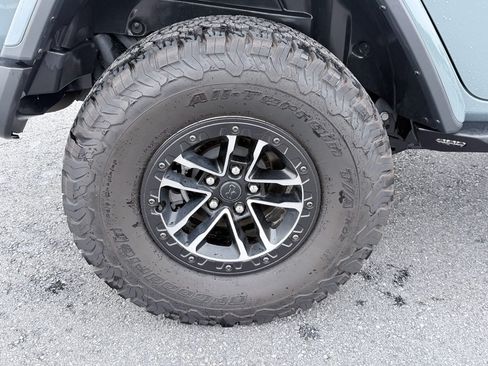 Used 2024 Jeep Wrangler Unlimited Sport AWD/4WD image 25