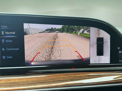 Used 2021 Cadillac Escalade ESV Premium Luxury AWD/4WD image 30