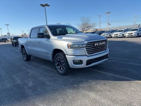 New 2026 RAM 1500 Laramie w/ Laramie Preferred Package AWD/4WD image 7
