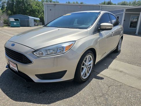 Used 2017 Ford Focus SE image 11