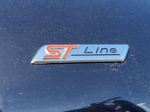 Used 2025 Ford Explorer ST-Line image 6