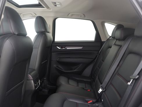 Certified 2025 MAZDA CX-5 Carbon Edition image 19