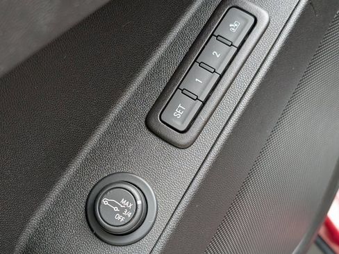 Used 2019 Chevrolet Equinox Premier image 26