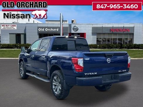 Used 2019 Nissan Titan SL w/ Chrome Package image 6