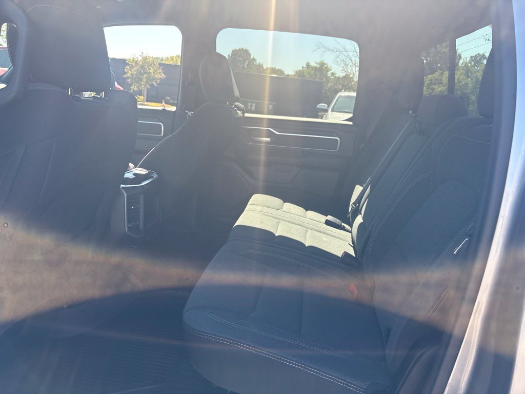 Used 2022 RAM 1500 Big Horn AWD/4WD image 30