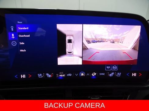 Used 2025 Chevrolet Equinox EV RS w/ Convenience Package II image 13