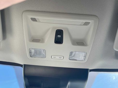 New 2025 Ford Maverick Lariat w/ Black Appearance Package image 25