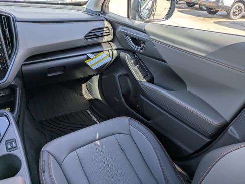 Certified 2025 Subaru Crosstrek 2.5i Limited w/ Popular Package #3A image 17