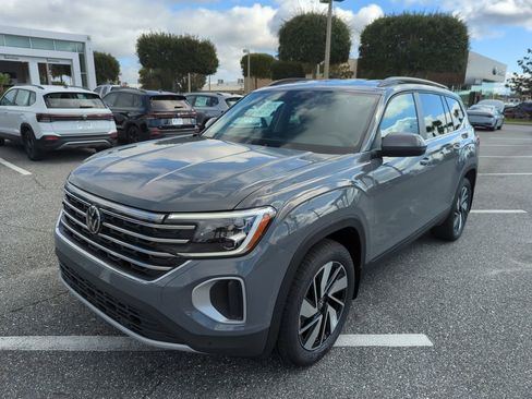 New 2026 Volkswagen Atlas SE image 10