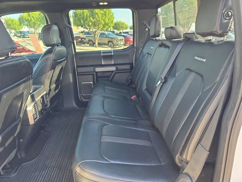 Used 2019 Ford F150 Platinum w/ Equipment Group 701A Luxury AWD/4WD image 11