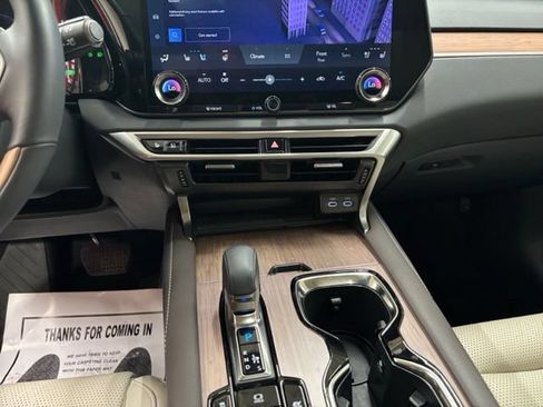 Used 2024 Lexus RX 350 w/ Convenience Package AWD/4WD image 19