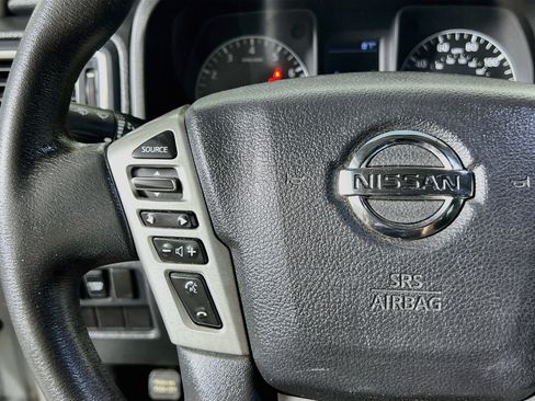 Used 2017 Nissan Titan S RWD image 18