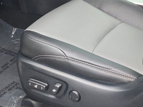 Used 2023 Toyota 4Runner SR5 Premium image 22