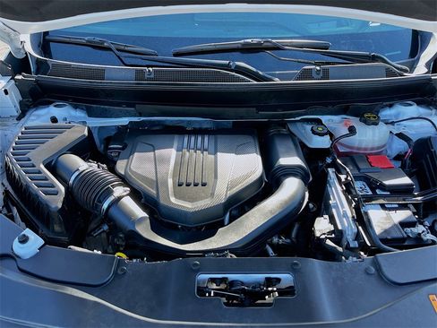 Used 2024 GMC Acadia Elevation w/ Black Edition image 33