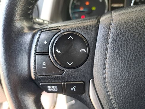 Used 2016 Toyota RAV4 XLE image 17