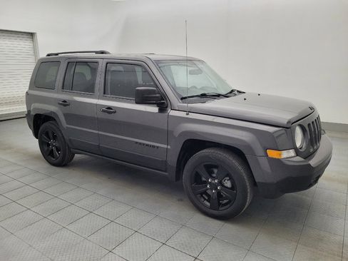 Used 2014 Jeep Patriot Sport image 11