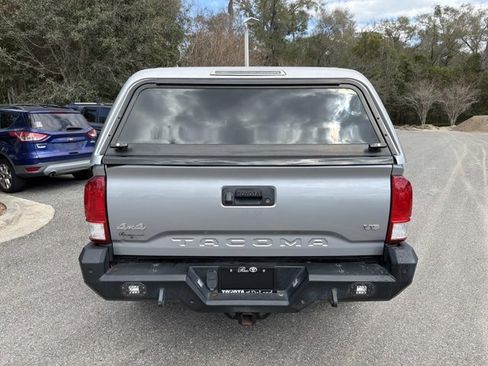 Certified 2017 Toyota Tacoma SR5 w/ Tow Package image 3