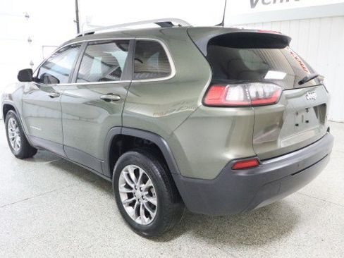 Used 2020 Jeep Cherokee Latitude Plus FWD image 3