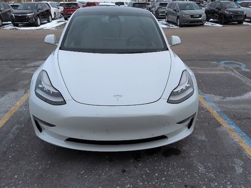 Used 2019 Tesla Model 3 Long Range image 2