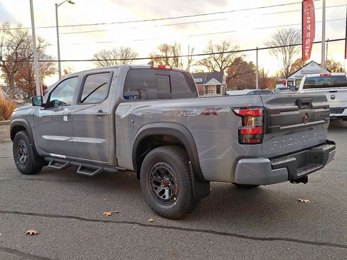 New 2026 Nissan Frontier PRO-4X w/ Pro-4x Convenience Package image 3