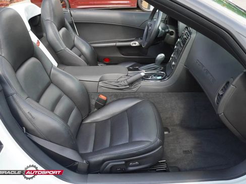 Used 2009 Chevrolet Corvette Convertible w/ Preferred Equipment Group RWD image 26