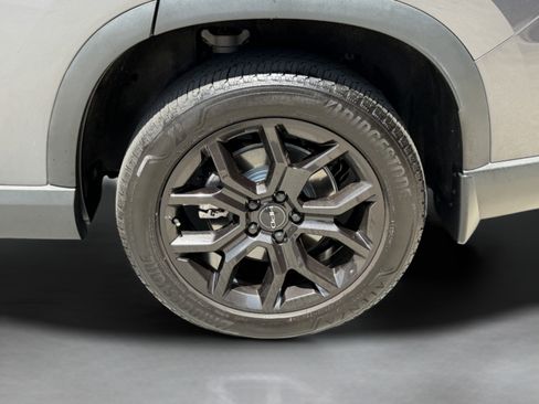 Used 2025 Honda Pilot Touring image 33