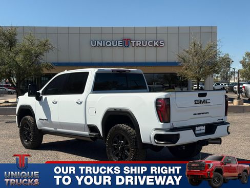 Used 2024 GMC Sierra 2500 AT4 w/ AT4 Premium Plus Package image 8