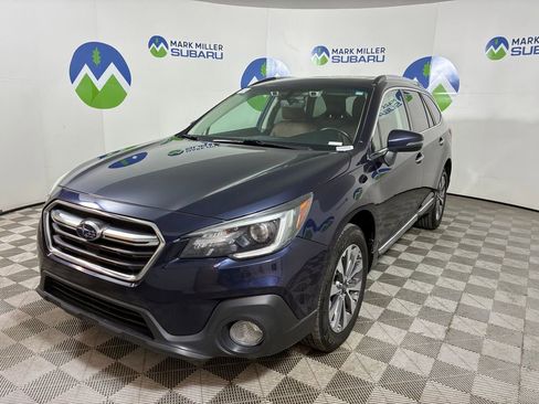 Used 2018 Subaru Outback 3.6R Touring w/ Popular Package #3 image 3