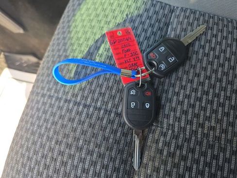 Used 2012 Ford F350 XLT w/ Skid Plate Pkg AWD/4WD image 27