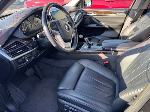 Used 2016 BMW X5 xDrive50i image 9