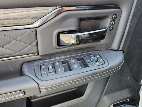 New 2026 RAM 3500 Limited AWD/4WD image 18