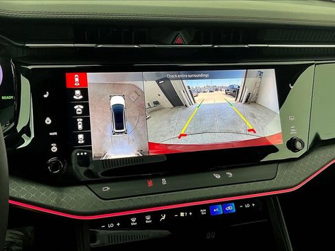 Used 2025 Jeep Wagoneer S Limited image 28